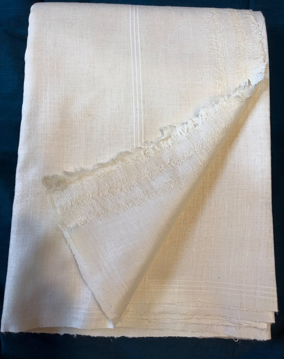 Handmade Matka Silk Dhoti Chadar Set